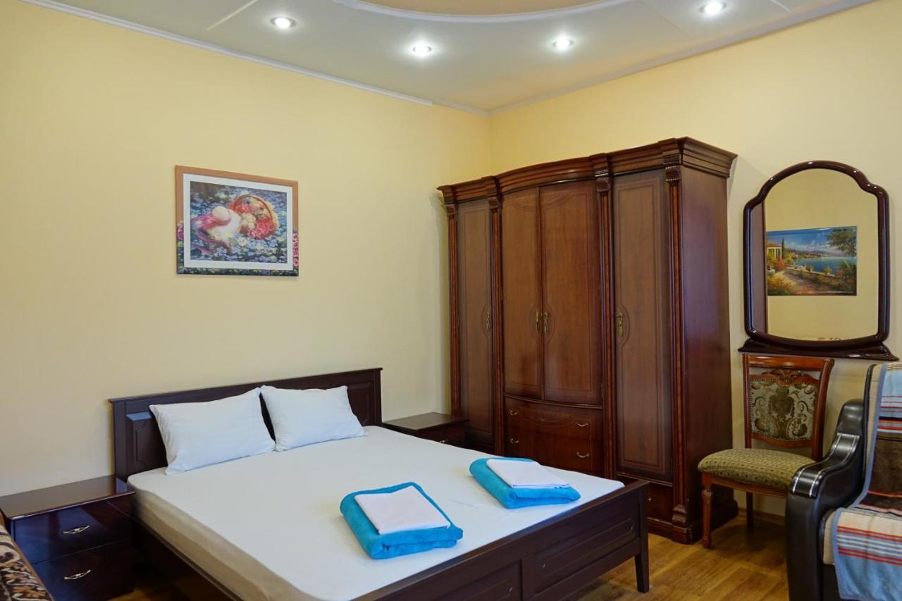 White House Apartments Odesa Exterior foto