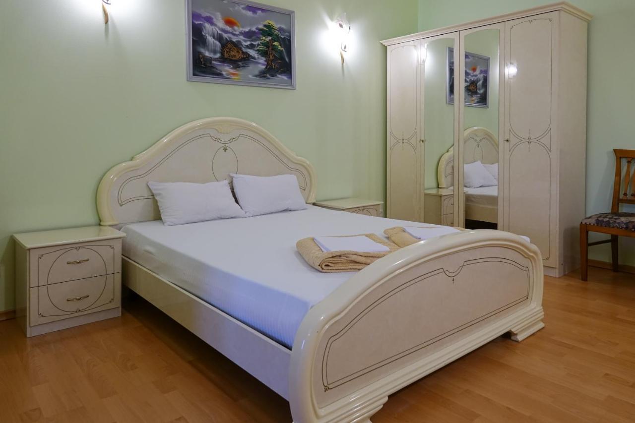 White House Apartments Odesa Exterior foto